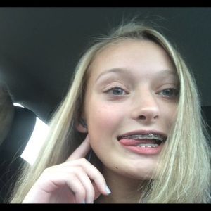 Meet your Posher, Missy